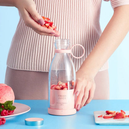 Blender Portátil – Ideal para Jugos y Batidos